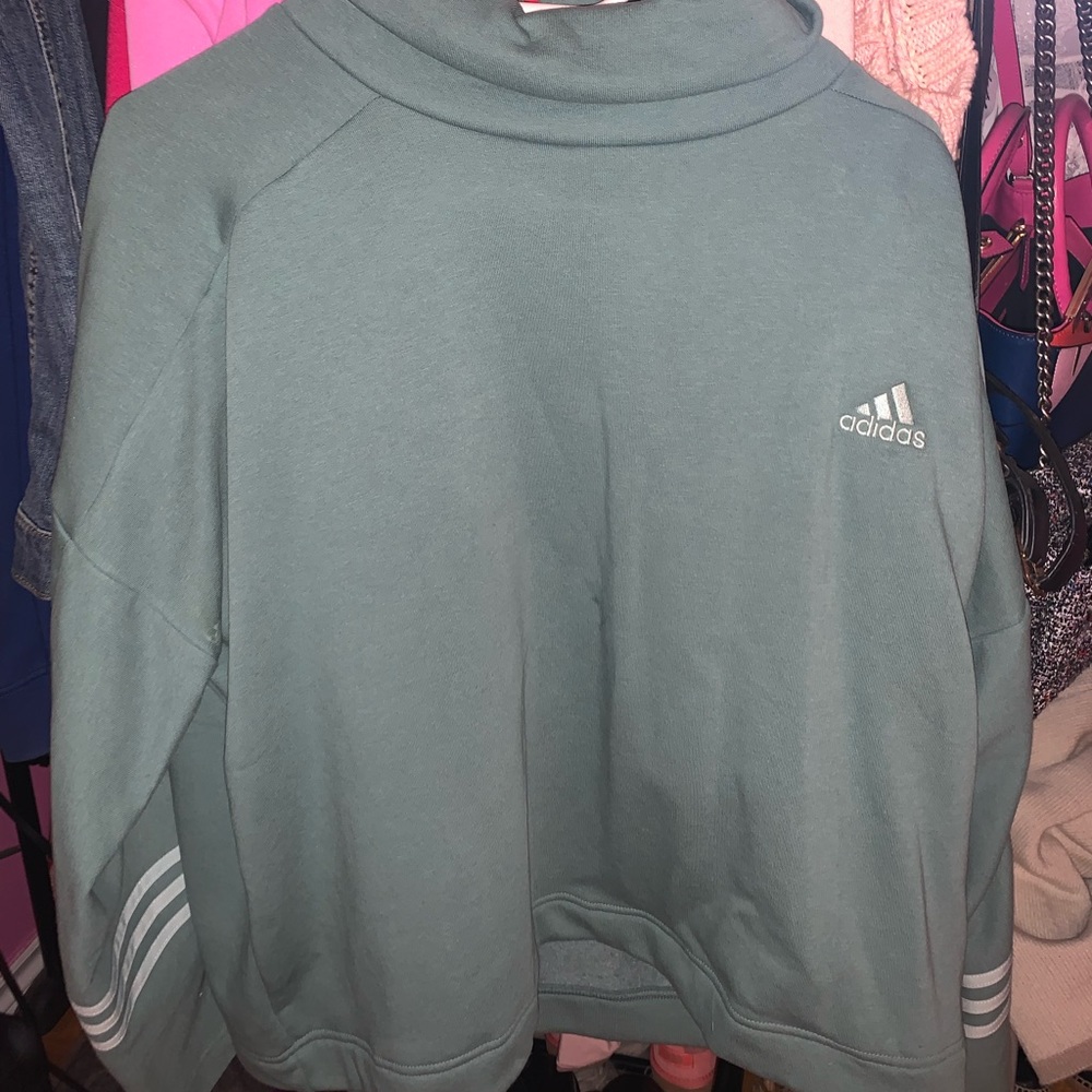 Oversized Adidas Pullover